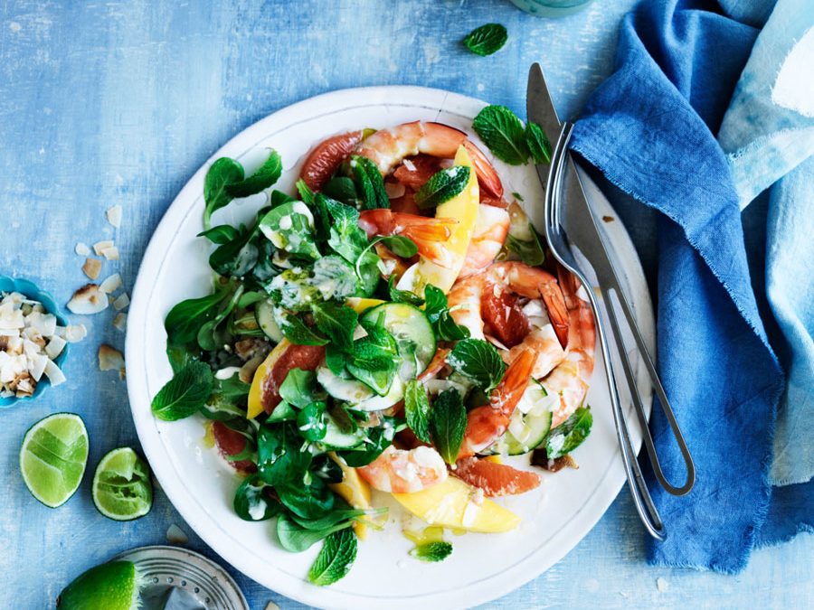 Prawn and mango salad with pink grapefruit