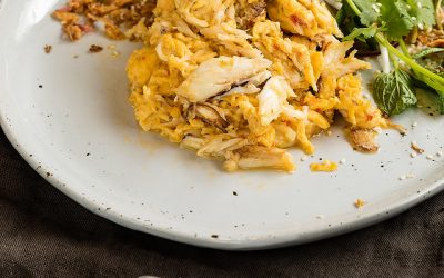 CRAB SCRAMBLED EGGS WITH CHILLI & BEAN SPROUTS