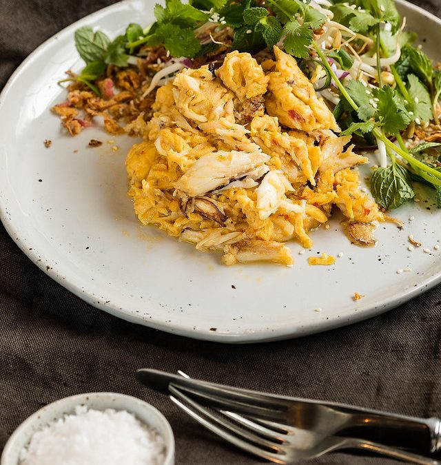 CRAB SCRAMBLED EGGS WITH CHILLI & BEAN SPROUTS